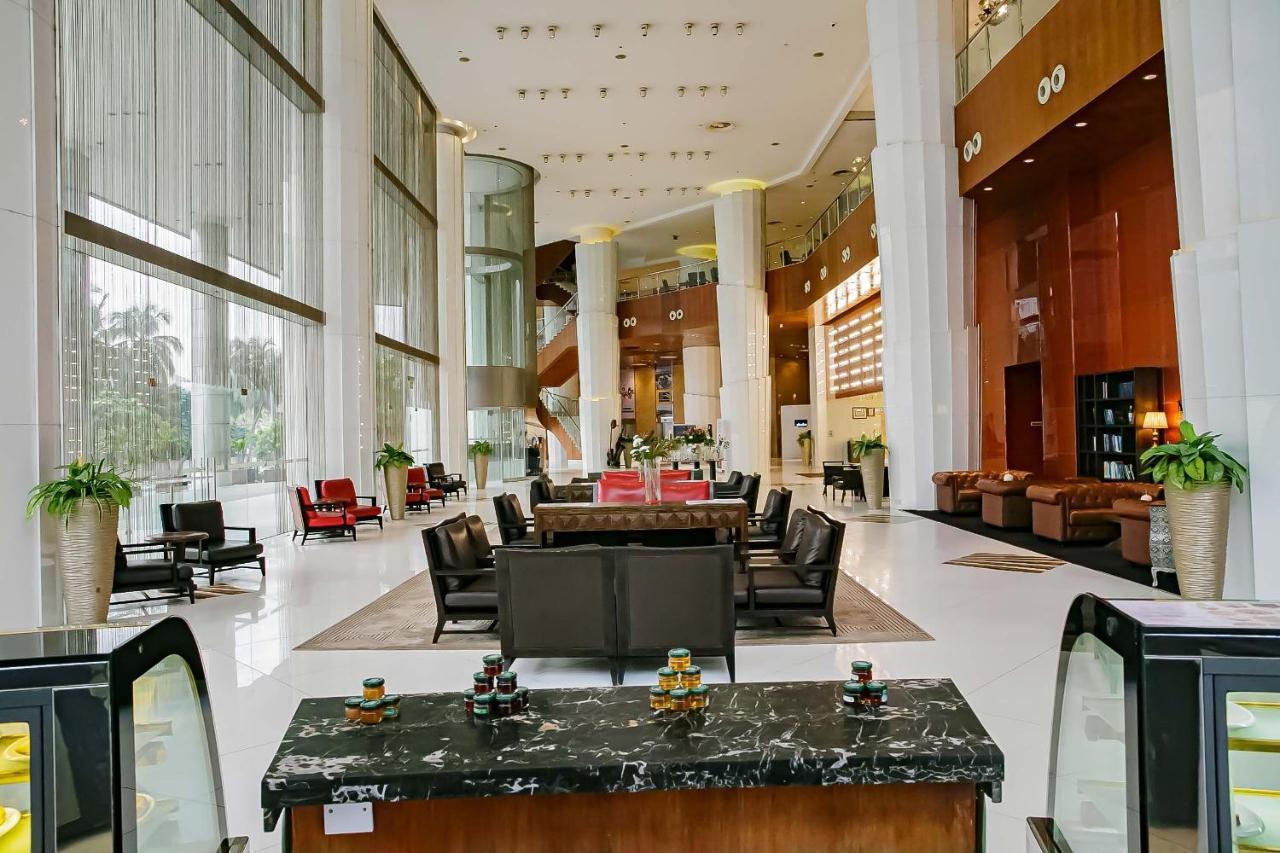 Lagos Continental Hotel Екстериор снимка Lobby
