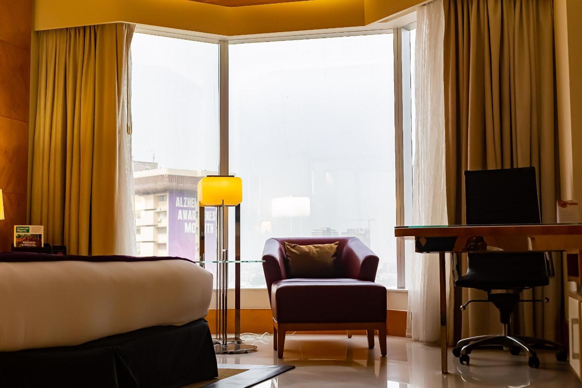 Lagos Continental Hotel Екстериор снимка A room at the hotel