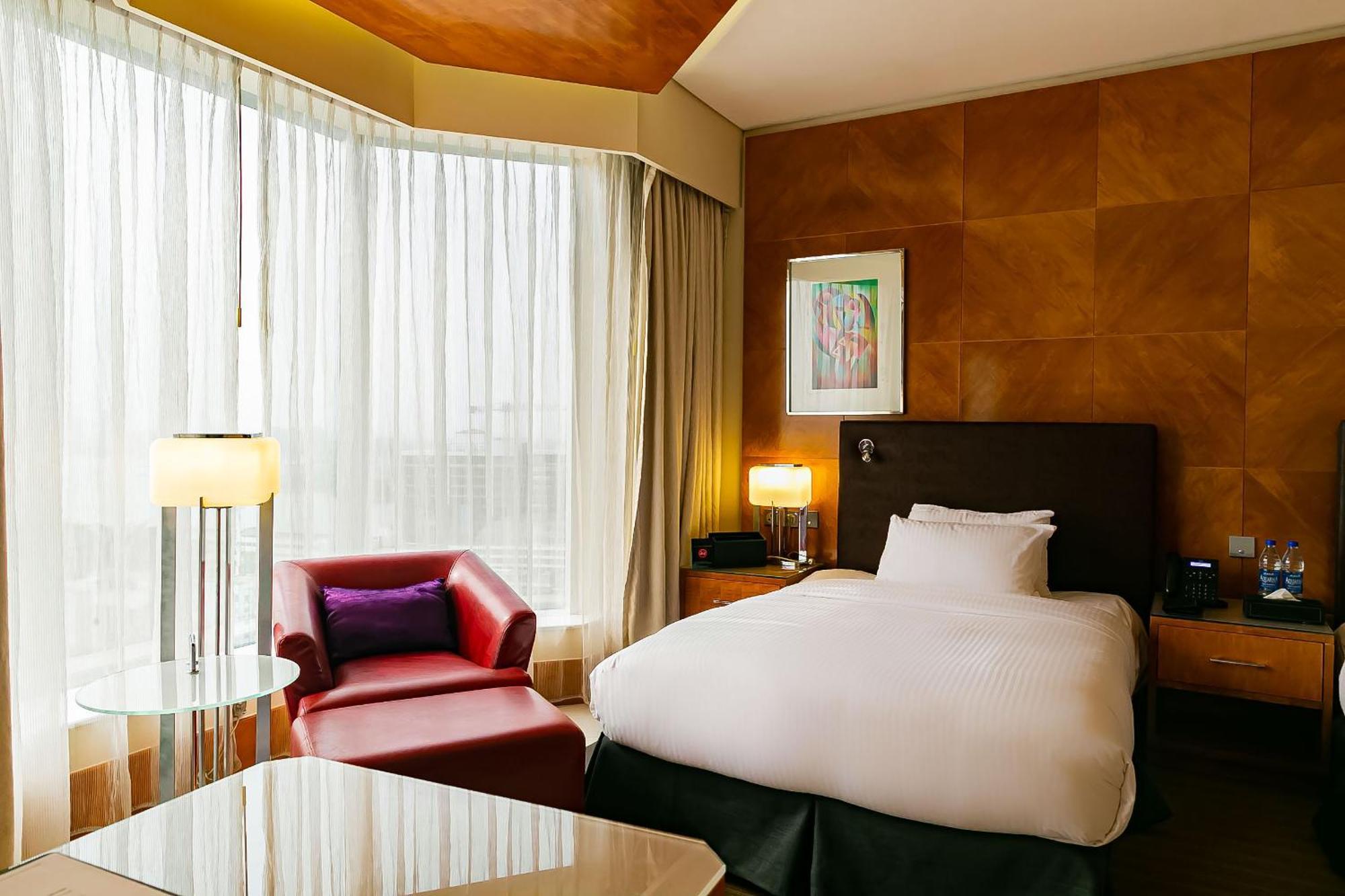 Lagos Continental Hotel Екстериор снимка A room at the hotel